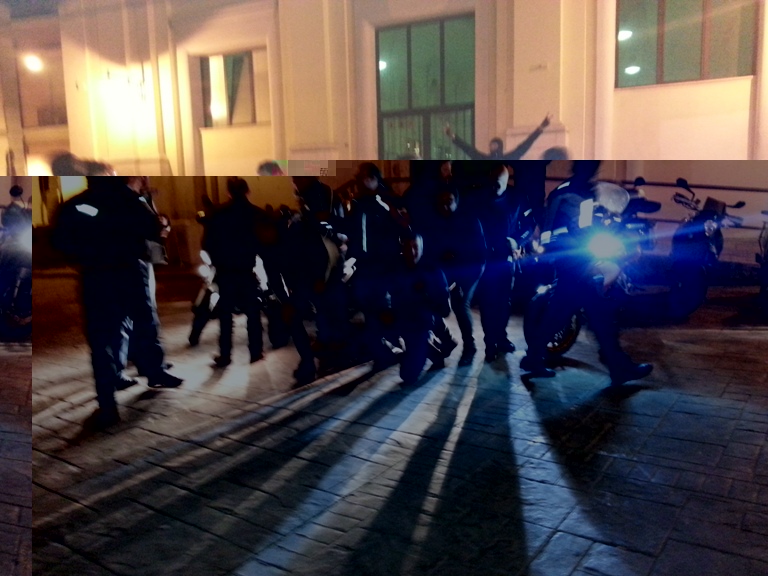 ...si rientra a Lecce!!!!!!!! strombazzando per fare partecipare tutta la cittadinanza......